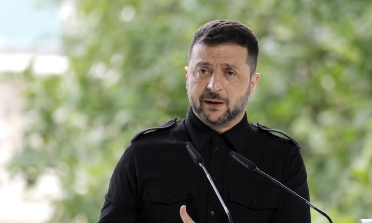Зеленски предлага сътрудничество на НАТО срещу дроновете